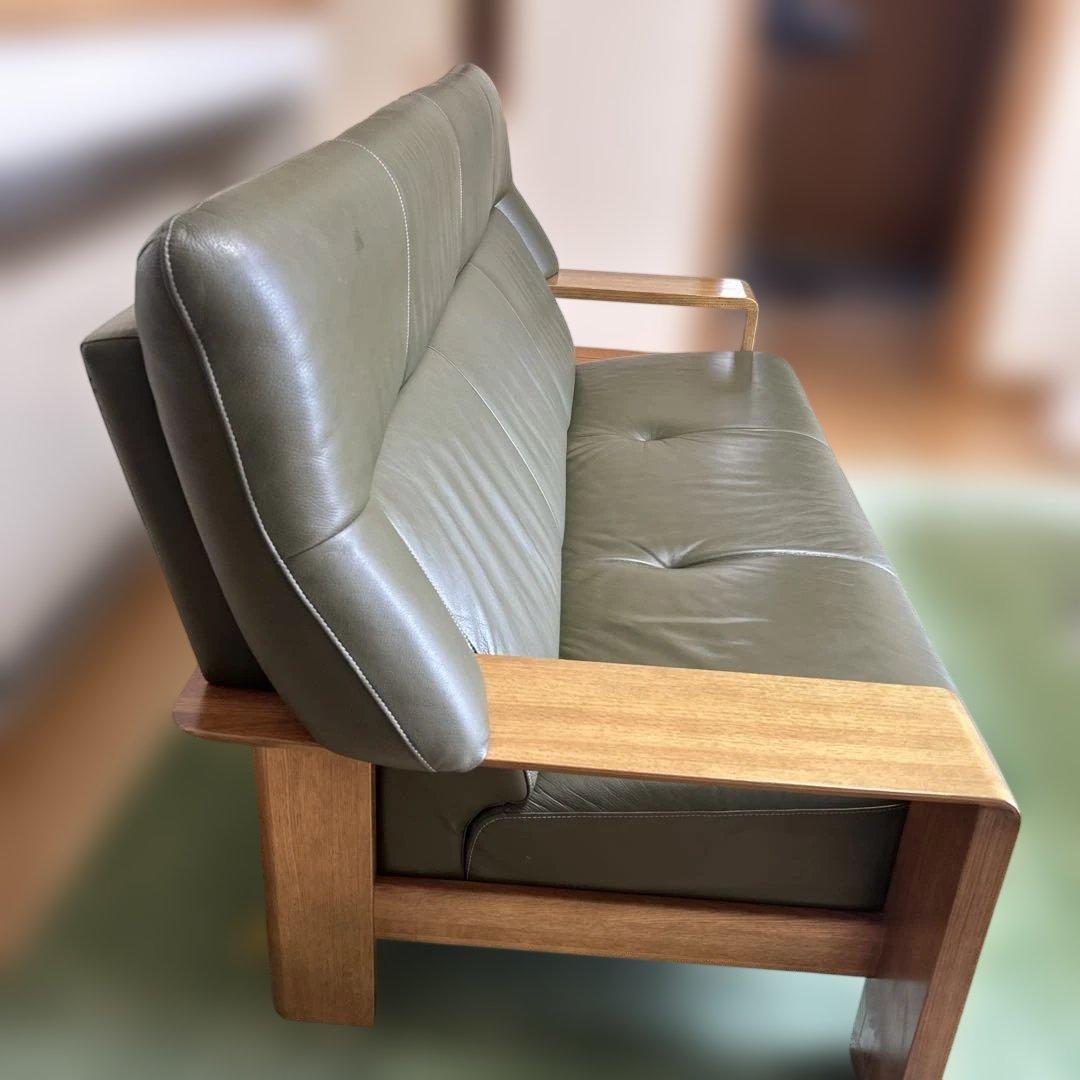 オリーブグリーン レザー 2人掛けソファ