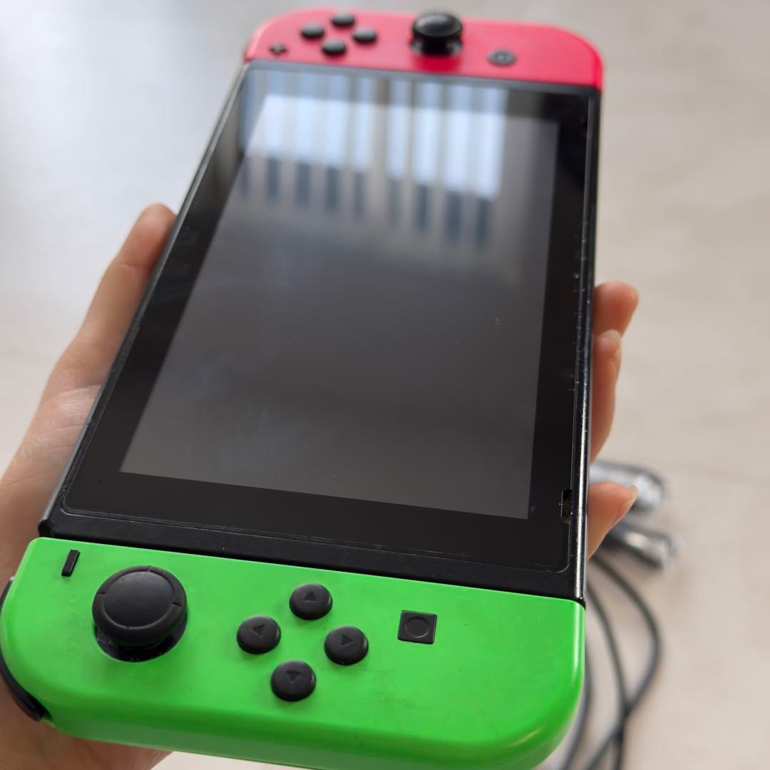 充電式グリップNintendo Switch ネオンピンク・ネオングリーン 本体