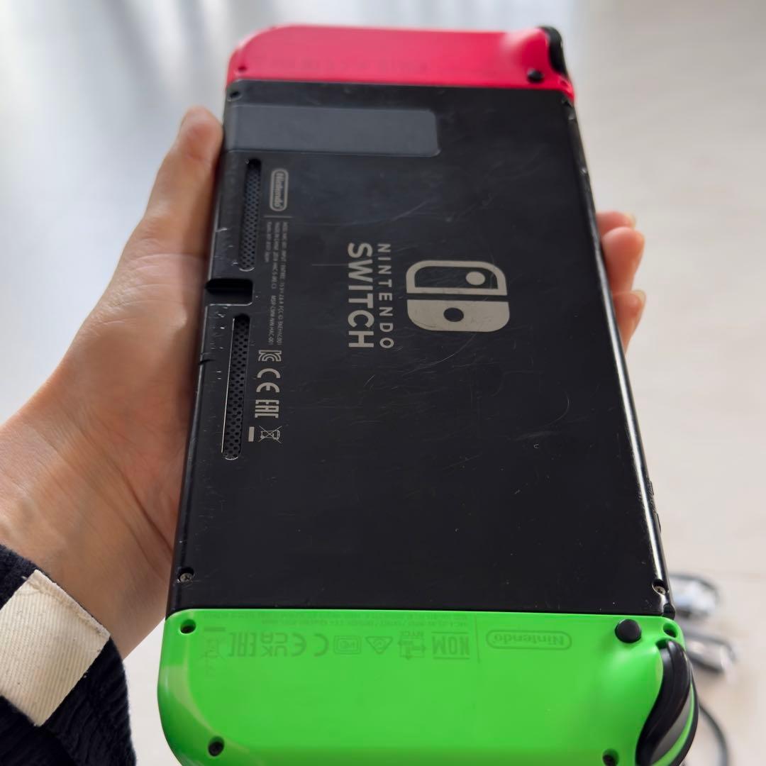 充電式グリップNintendo Switch ネオンピンク・ネオングリーン 本体