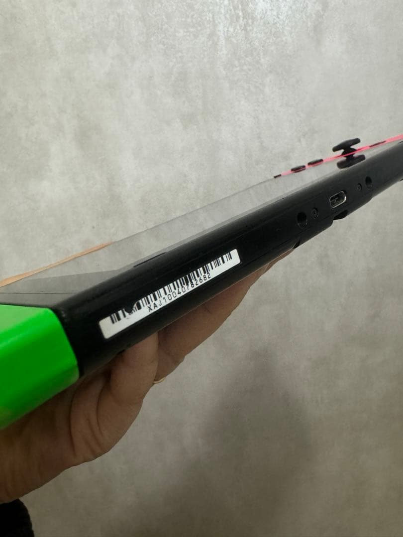 充電式グリップNintendo Switch ネオンピンク・ネオングリーン 本体