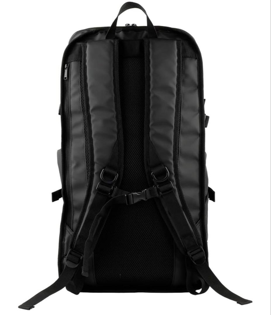 新品未使用Luz e Sombra ブラックバックパック