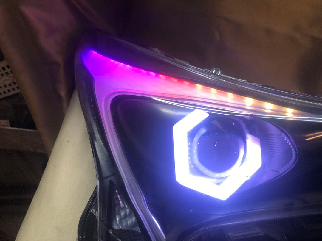 プリウス50前期　rgb六角リング、ポジション　モノアイ紫　ウィポジ青