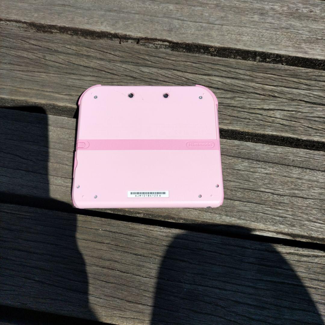 美品ニンテンドー2DS ピンク 箱付き