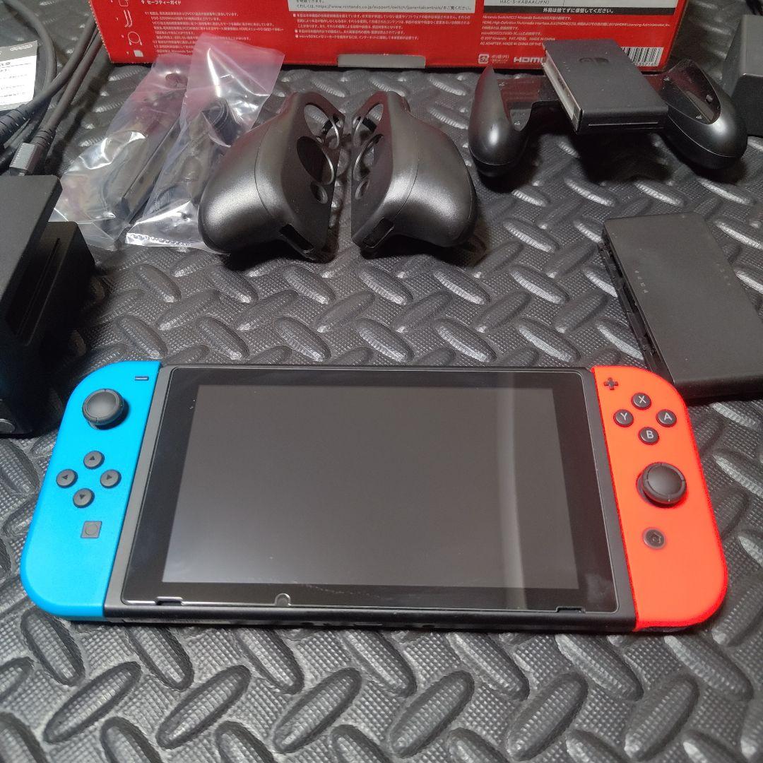 Nintendo Switch 青と赤 Joy-Con 本体