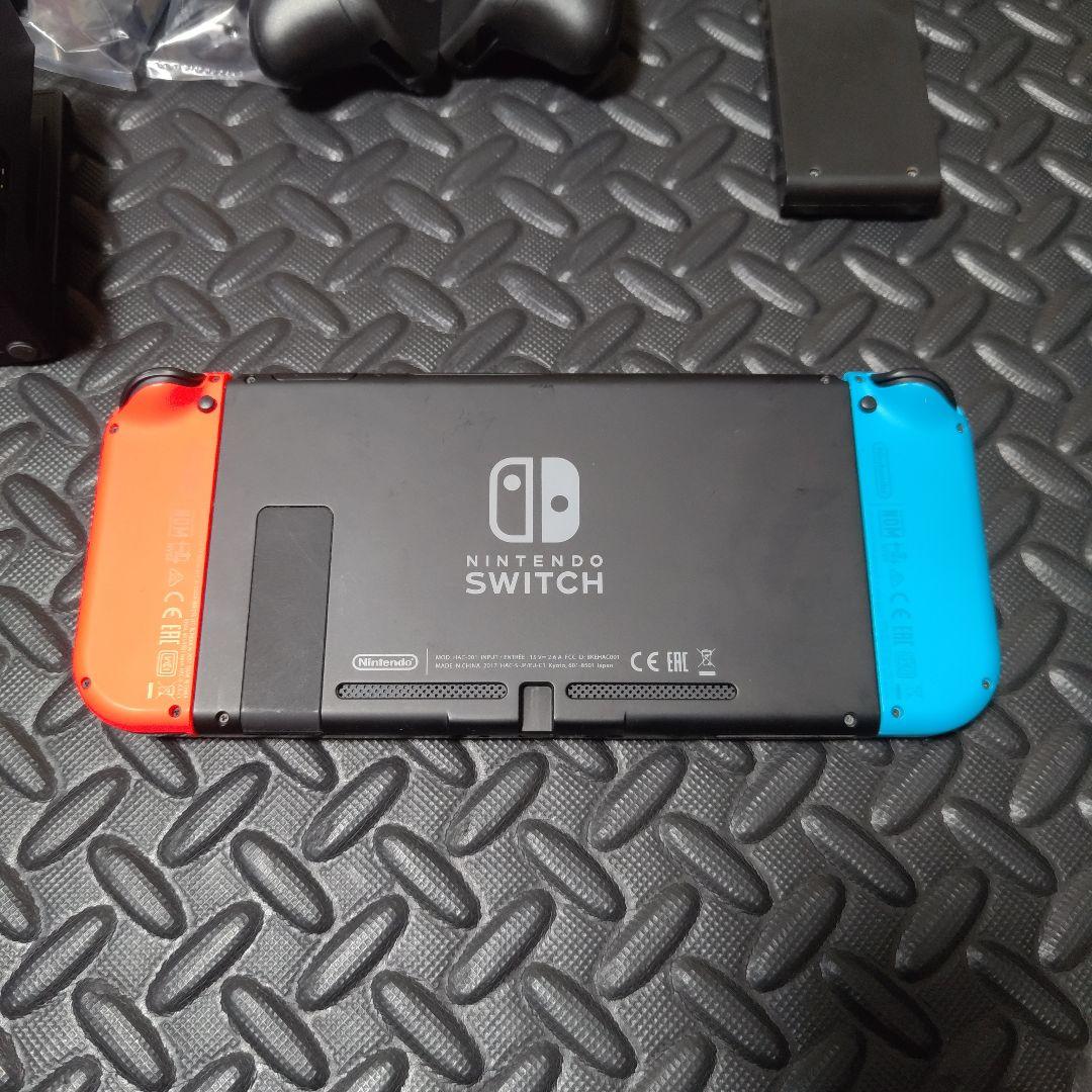 Nintendo Switch 青と赤 Joy-Con 本体