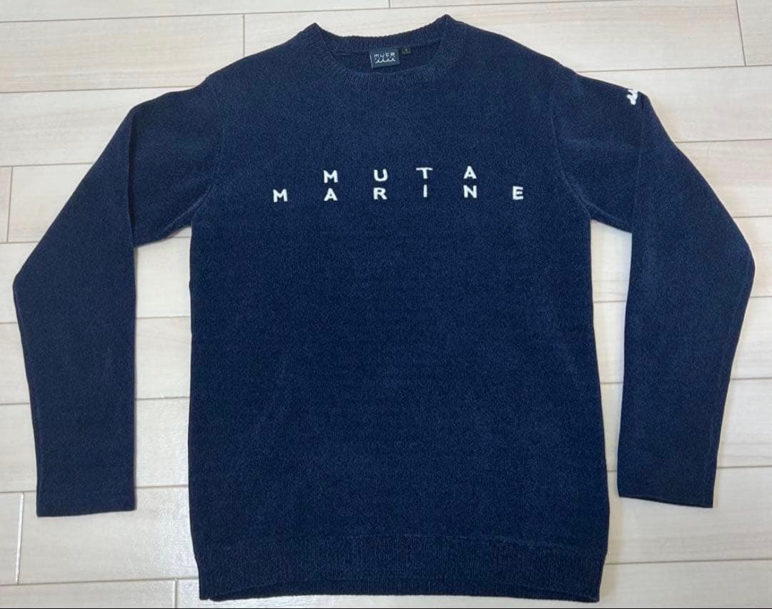 ムータマリン　ネイビー セーター