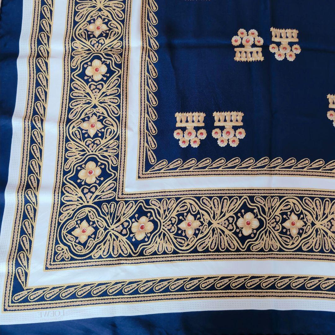 LOEWE　ロエベ　シルク　スカーフ silk　scarf　Luxury