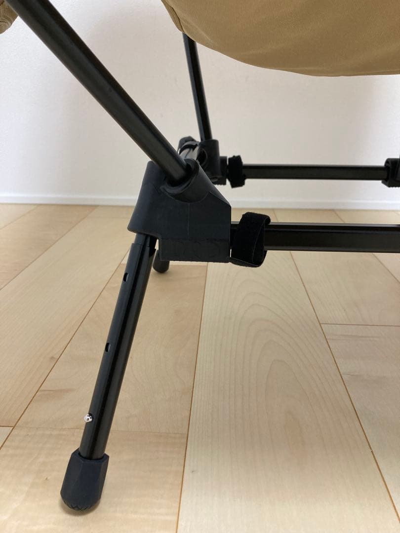 DOD(ディーオーディー) スゴイッス 高さ調整キャンプチェア タン