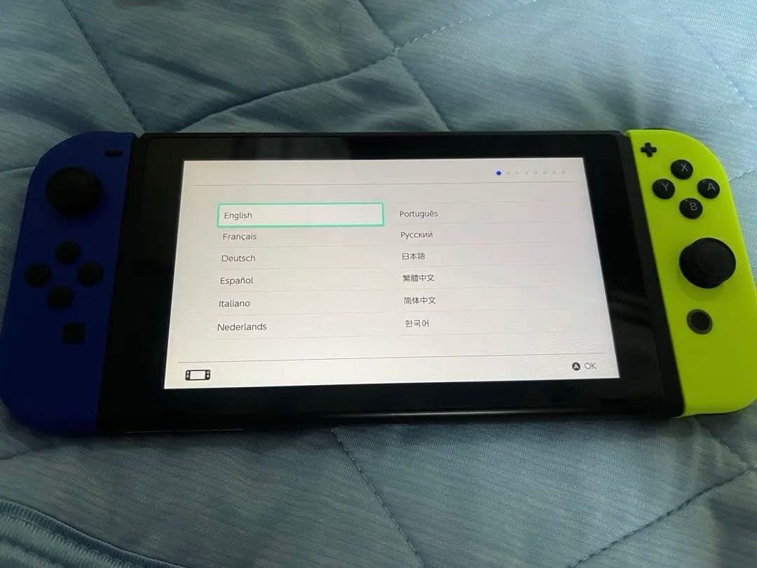 Nintendo Switch 本体 Joy-Con 青 黄