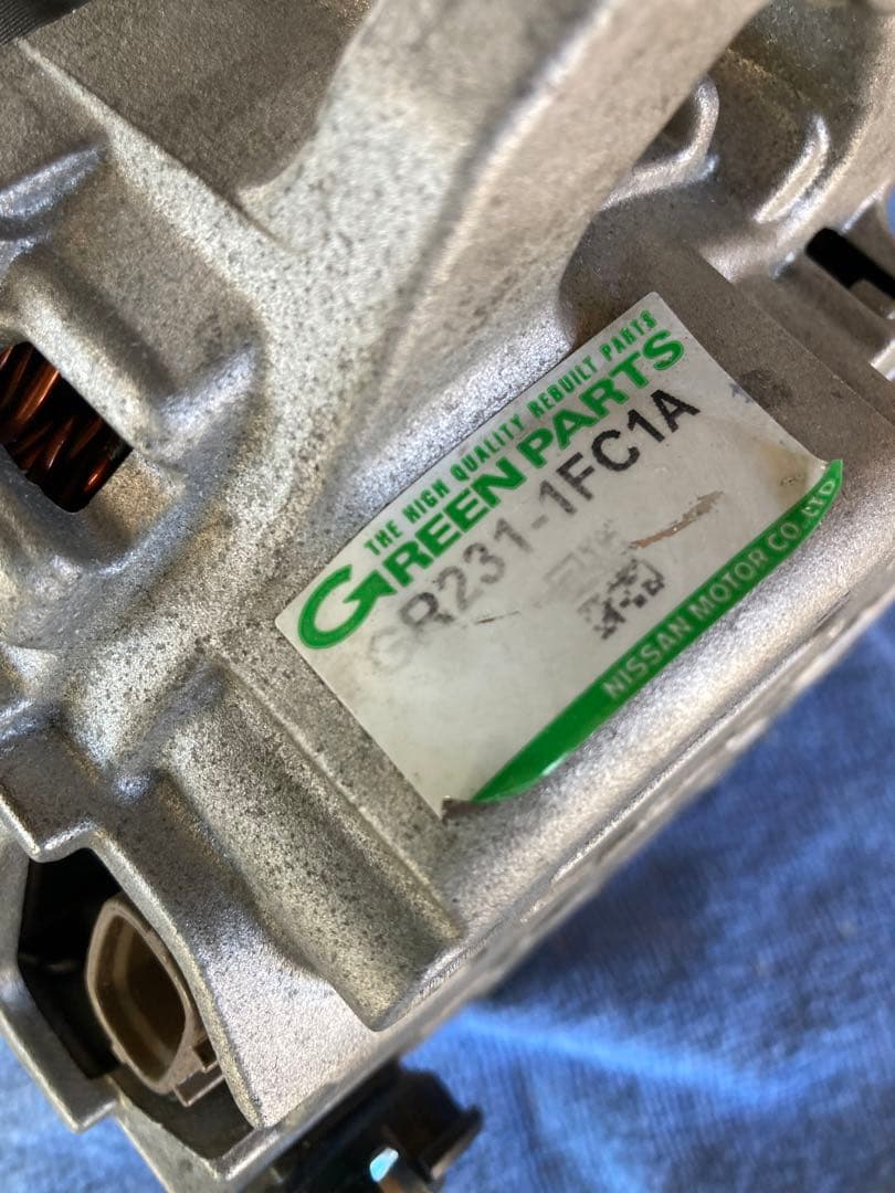 セレナ　c26 中古リビルトオルタネーター　ジェネレーター　発電機　ダイナモ