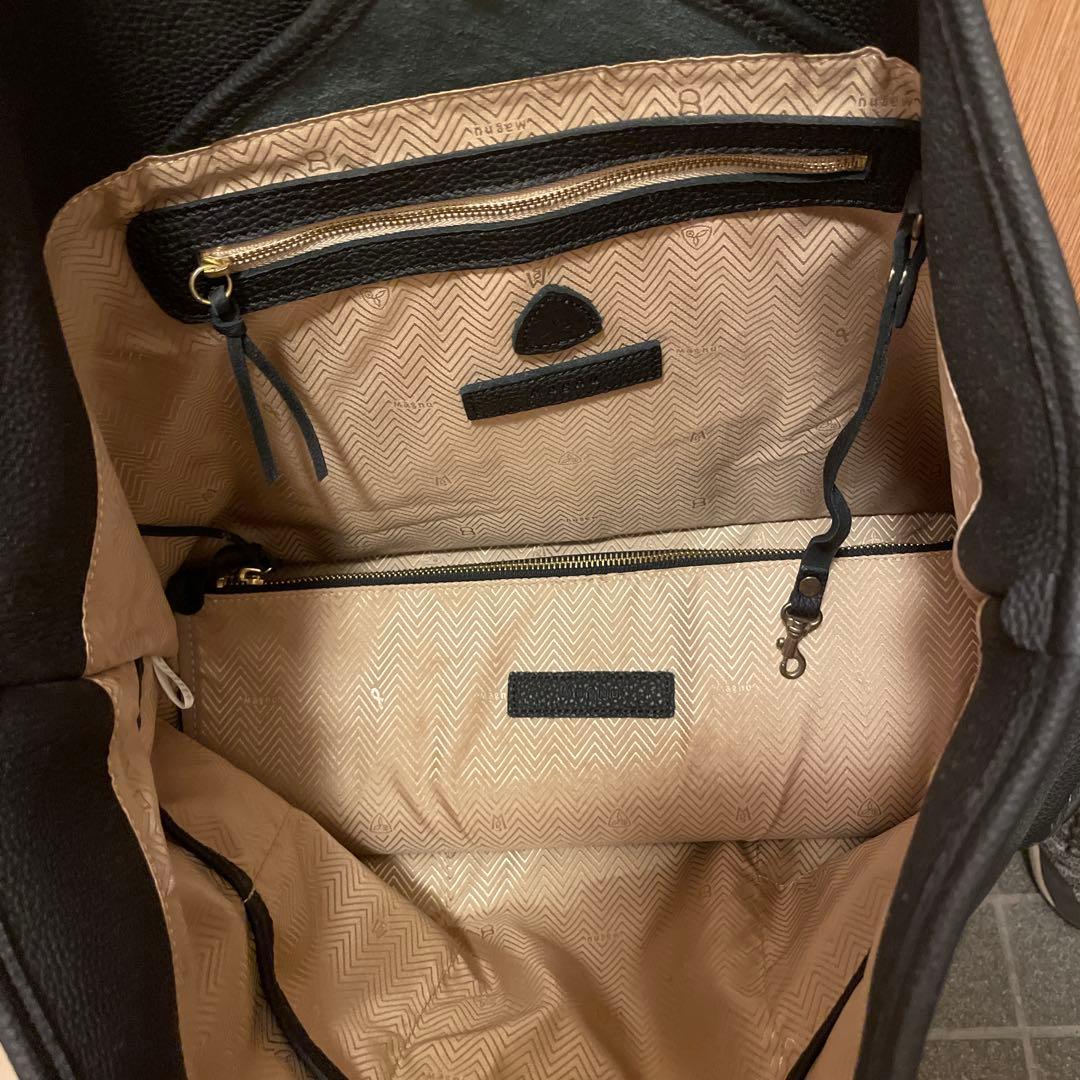 【セール中】Magnu黒 レザー トートバッグ