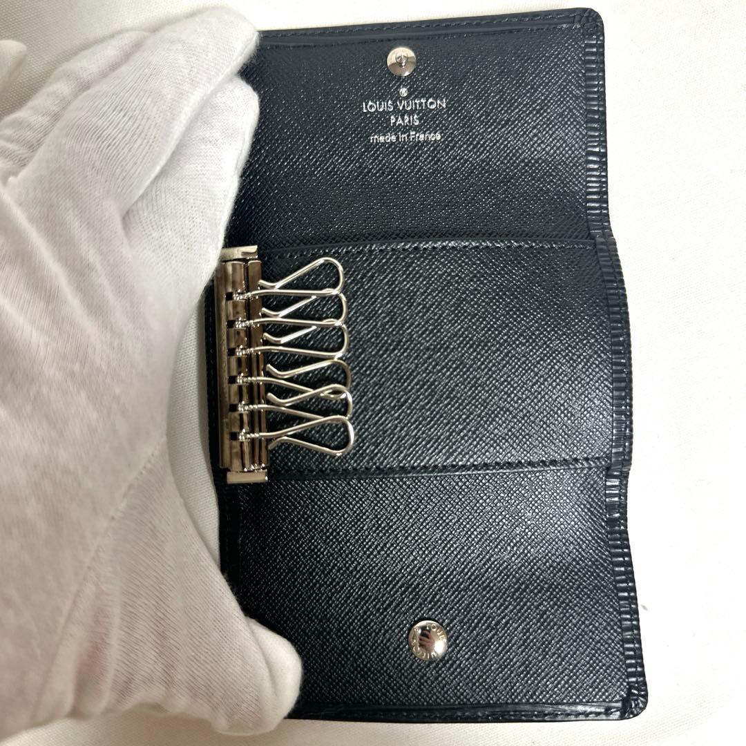 LOUIS VUITTON 6連キーケース・エピ・ミュルティクレ 黒