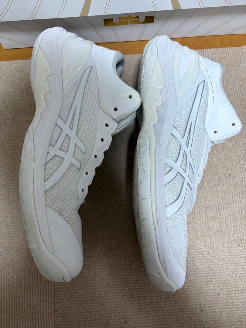 アシックス　ゲルバースト 28.5㎝ エクストラワイド 4E