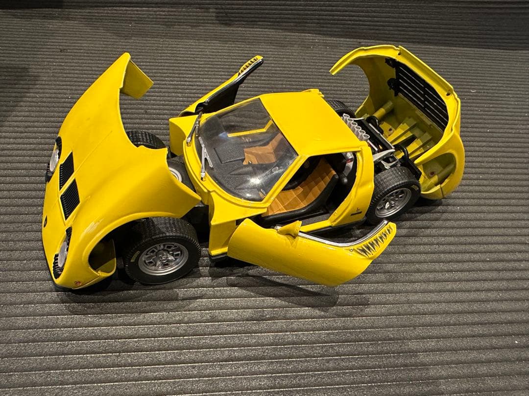 アンソン ランボルギーニ・ミウラ 1/18