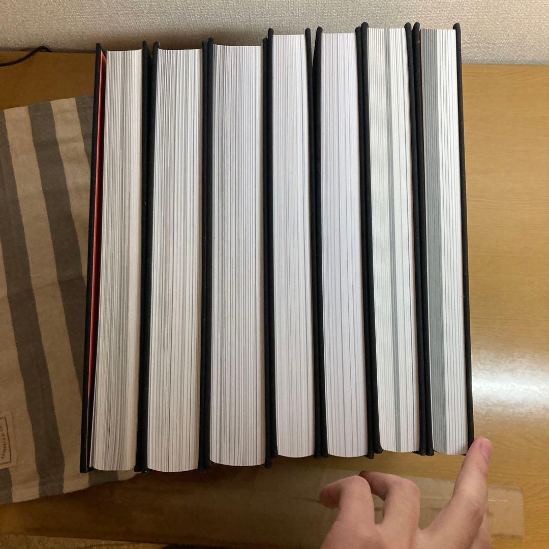 洋書 Hellboy Library Edition（ヘルボーイ豪華装丁本）7冊