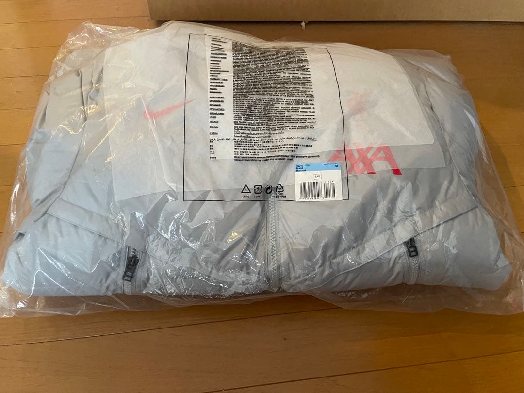 リバプールFC⭐️Nike⭐️Mens⭐️24/25⭐️ダウンジャケット⭐️ライトグレー