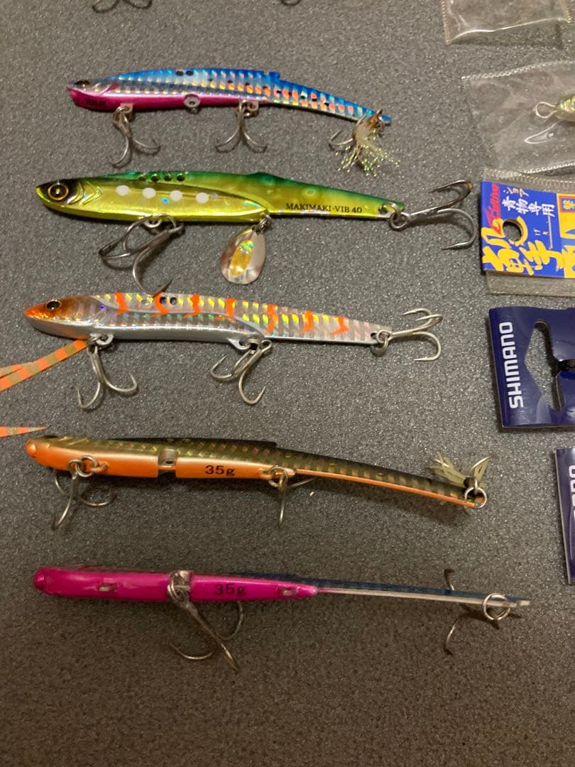 ライトショアジギング全56個　メタルジグ54個大半25g〜40gポッパー2個