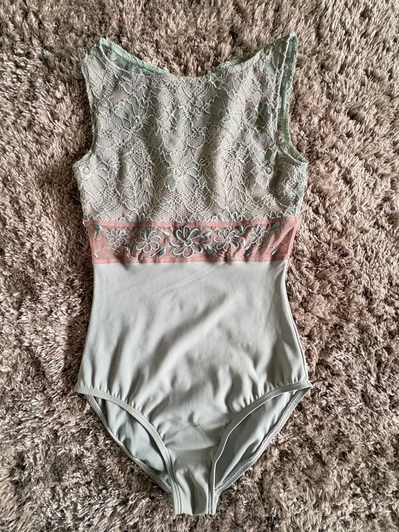 デラロミラノ　イーリス　ペールグリーン