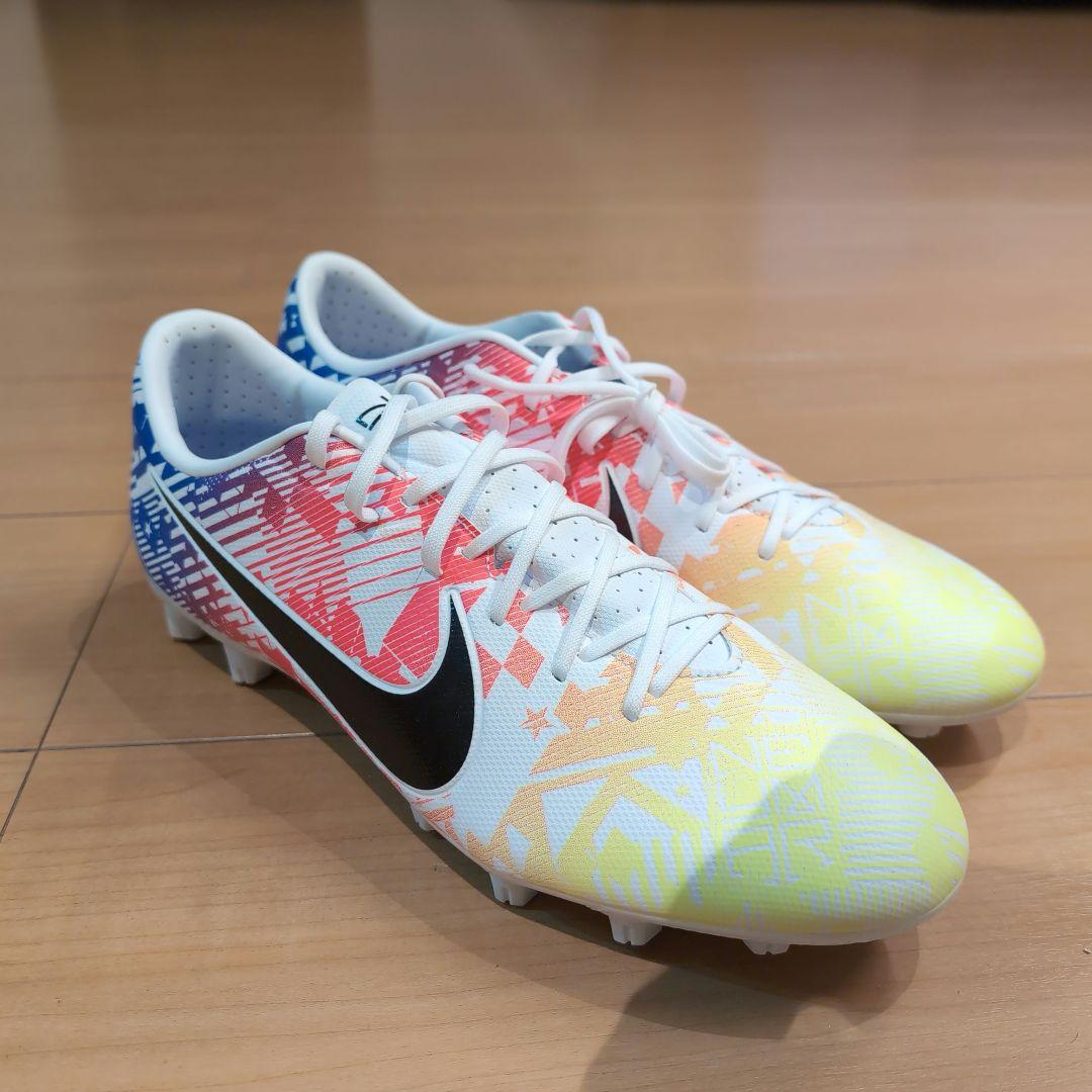 〘未使用〙NIKE サッカースパイク 27cm