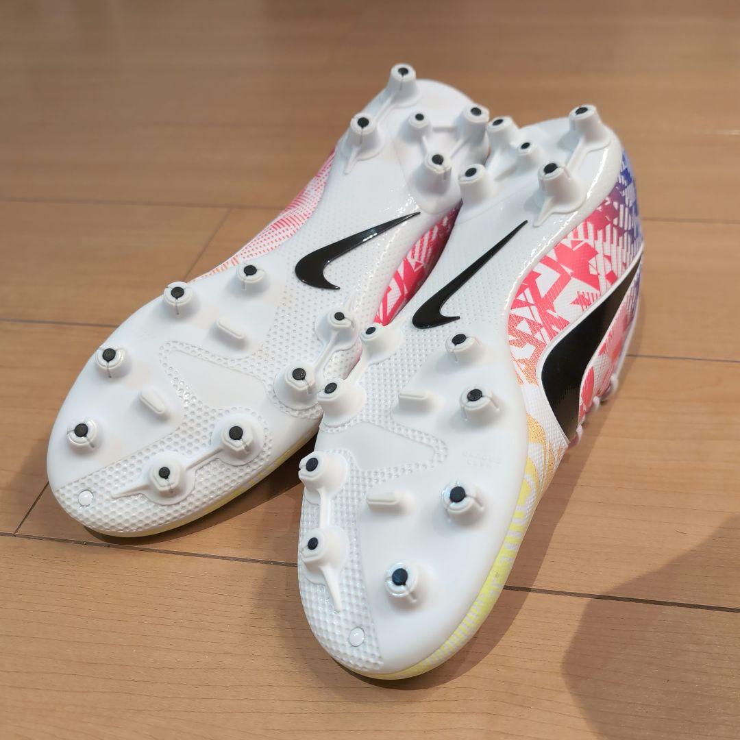 〘未使用〙NIKE サッカースパイク 27cm