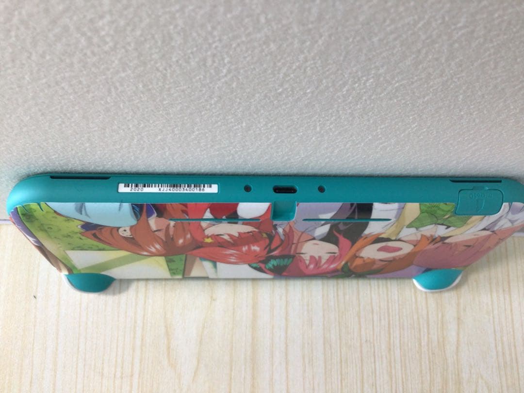 最安値　美品Nintendo Switch Lite ターコイズ（五等分の花嫁）