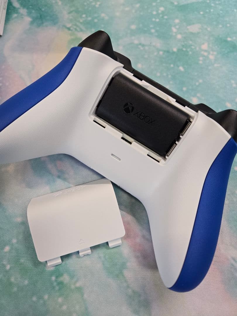Xbox ワイヤレス コントローラー ショック ブルー バッテリーパック付き
