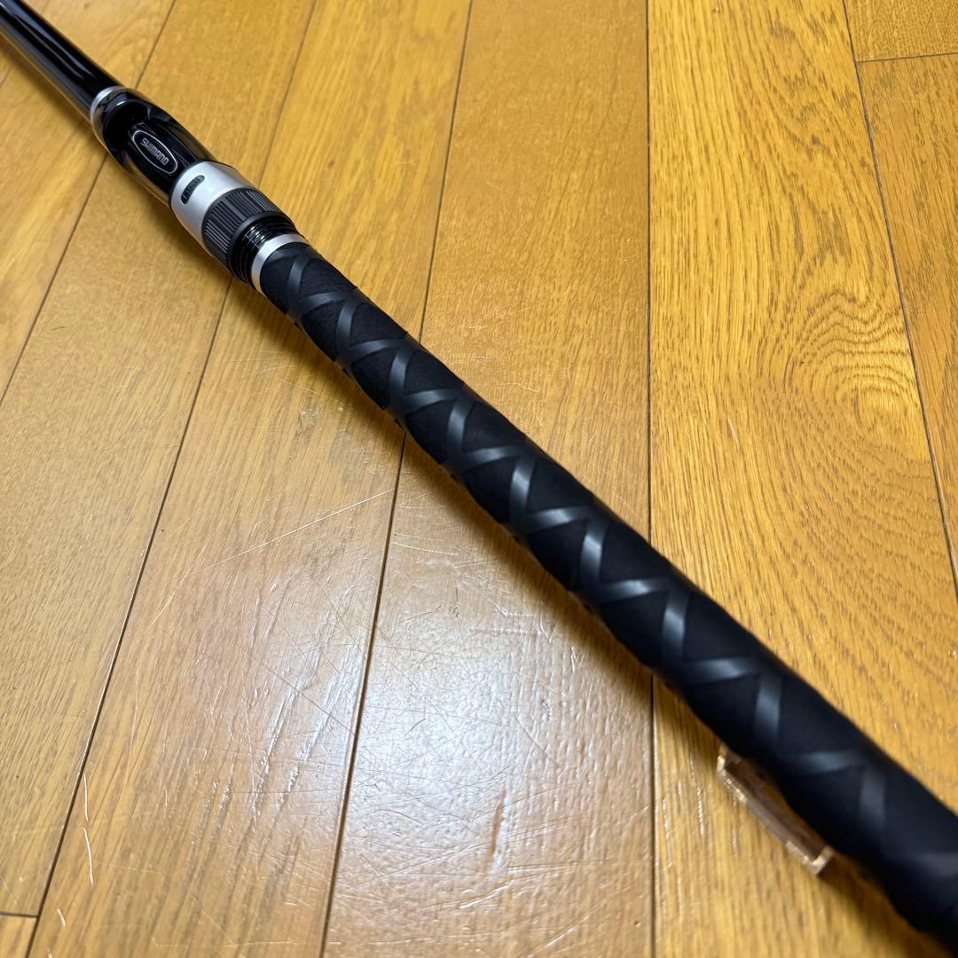 シマノ　19シーマーク海上釣堀　3-400　滑り止めラバーグリップ