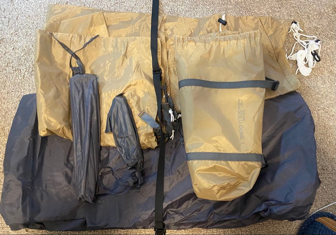 テント・タープ Bundok Solo Dome 1