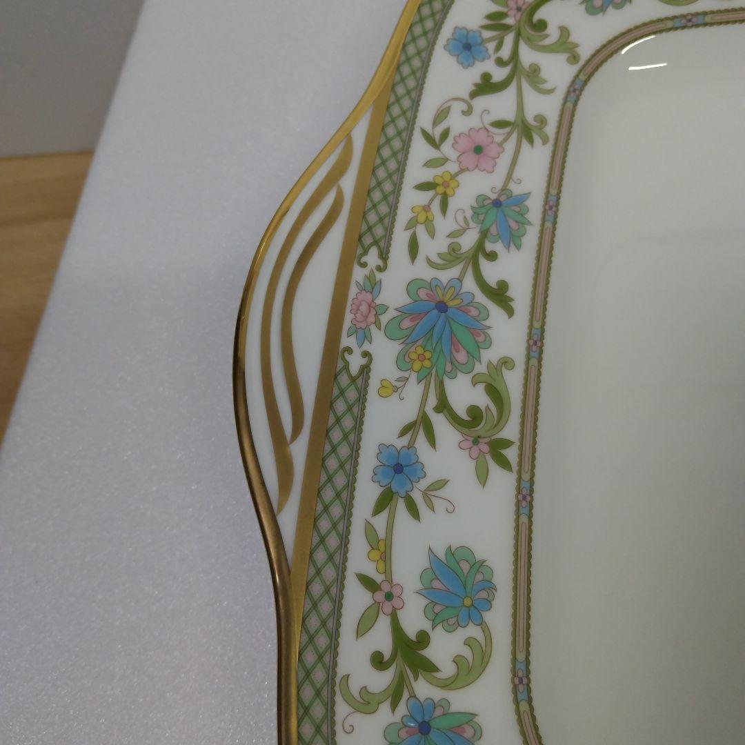 ノリタケ スクエアプレート ヨシノシリーズ