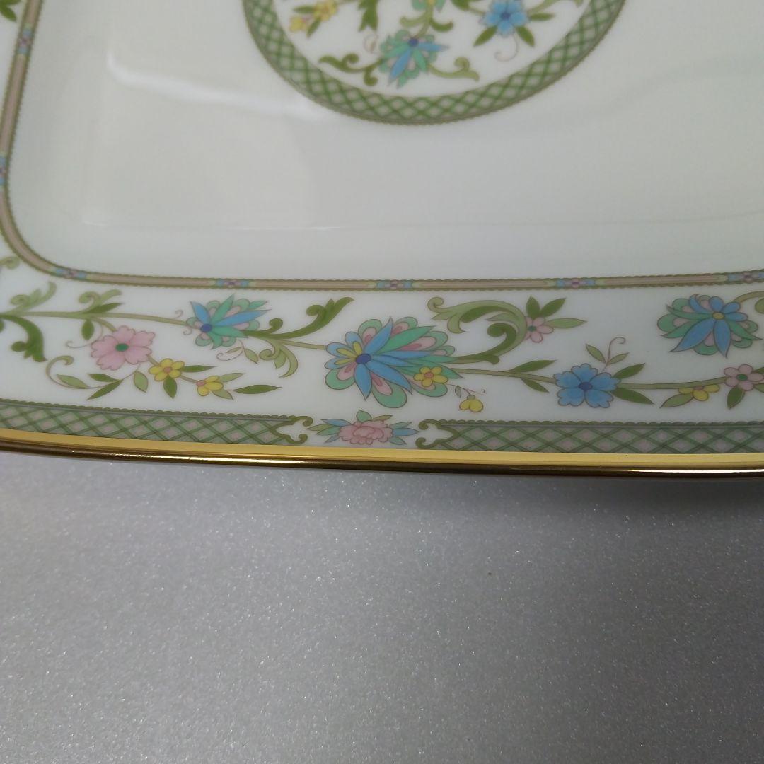 ノリタケ スクエアプレート ヨシノシリーズ