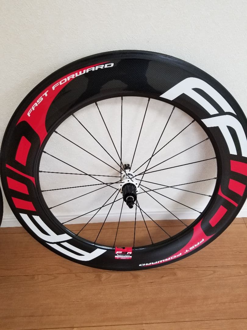 DNA FFWD F9R カーボン ホイール&タイヤ貼り付け 全て込み