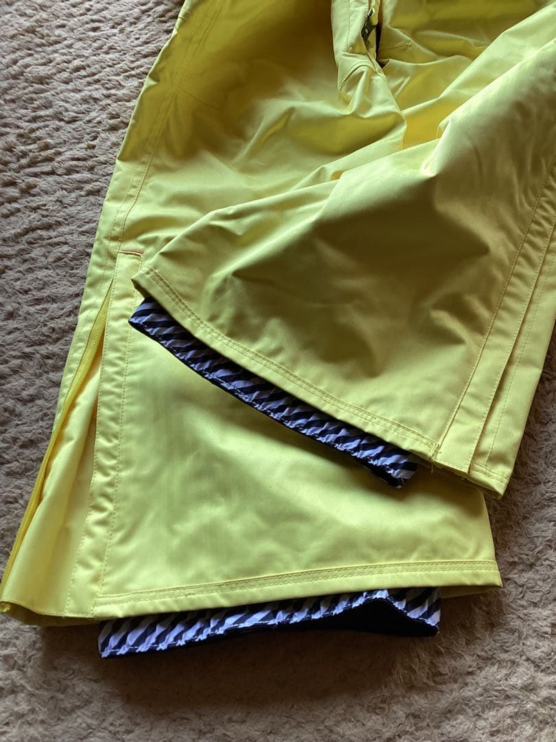 VOLCOMＸSIROPレディースＳスノボウェアスキーウェア