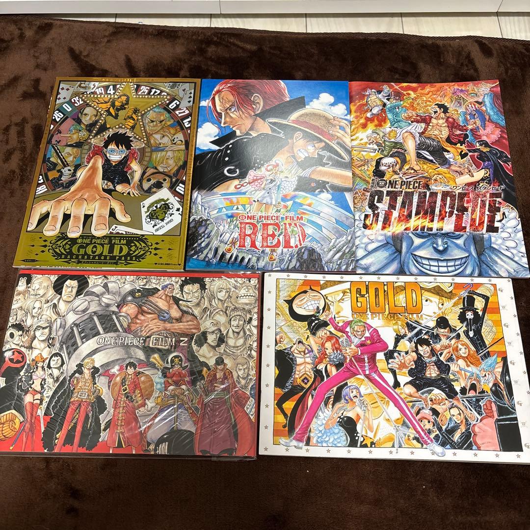 ワンピース　1巻〜56巻＋映画館パンフレット