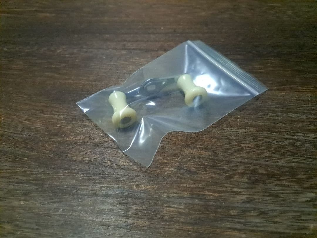 ザウルス　バルサ50　ショートツインハンドル　シルバー×ホワイト　軸間60mm