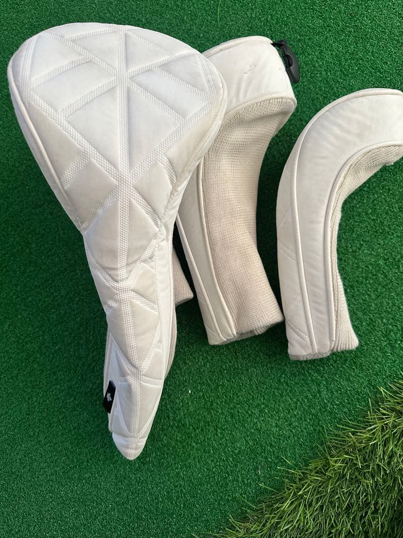 デサントゴルフ　キャディバッグ　ヘッドカバーアイアンカバー付き