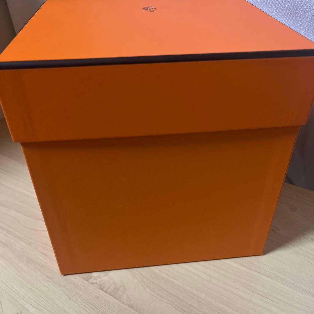 エルメス箱21cm x 27cm x 21cm エルメス　ピコタンロックPM z