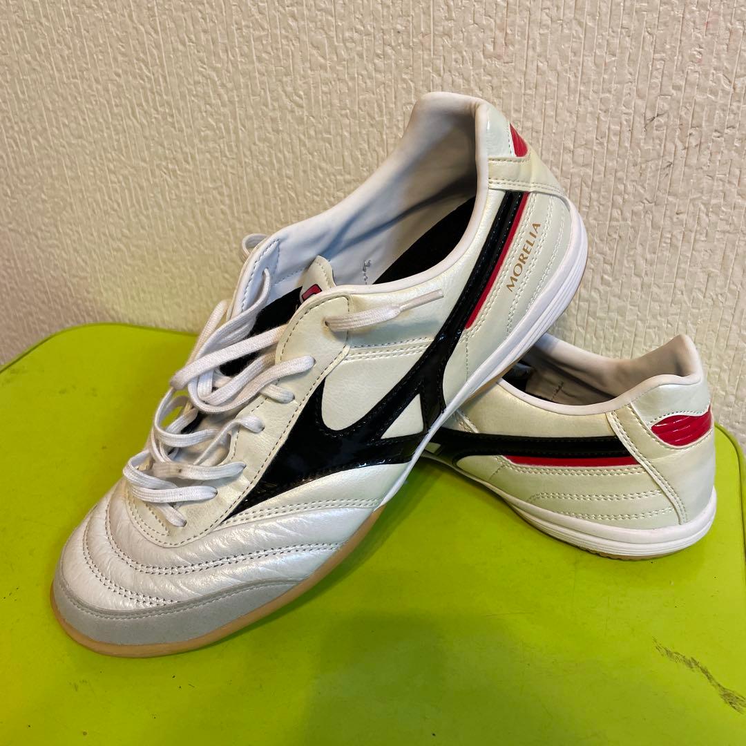 Mizuno Morelia フットサルシューズ
