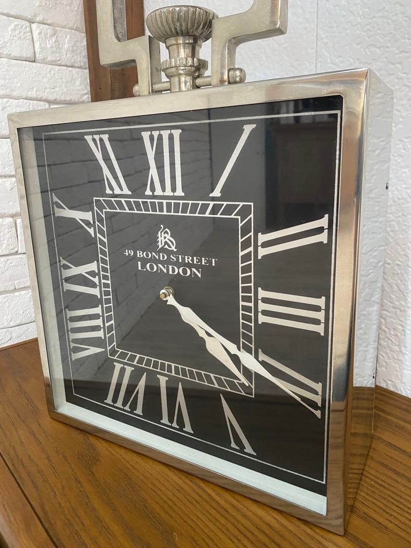 ⭐️【244】定価4万円　ドイツ買い付け品　時計　輸入品　日本未入荷　高級