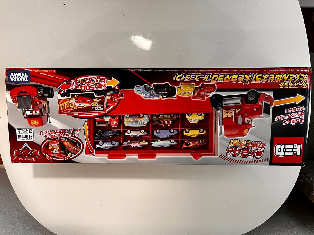 カーズ　トミカ　たくさんのせよう！大きなマック(カーズ3タイプ)