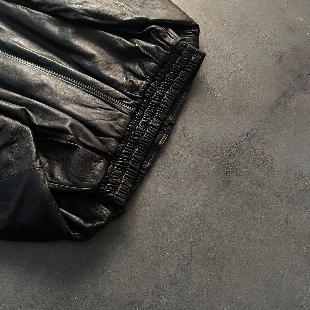 A-2“Classic“black“羊革 “短丈“bomber jacket