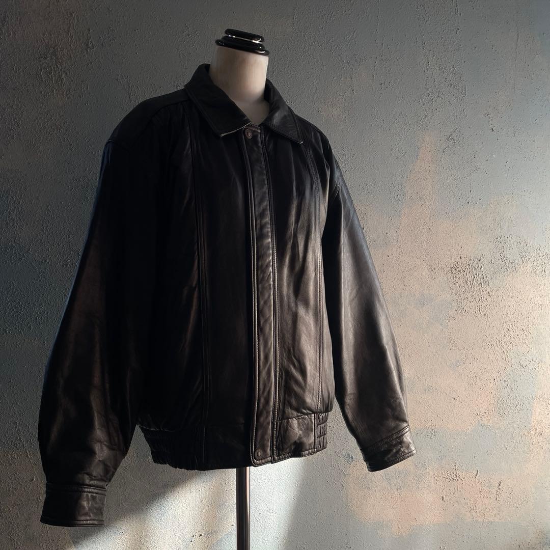 A-2“Classic“black“羊革 “短丈“bomber jacket