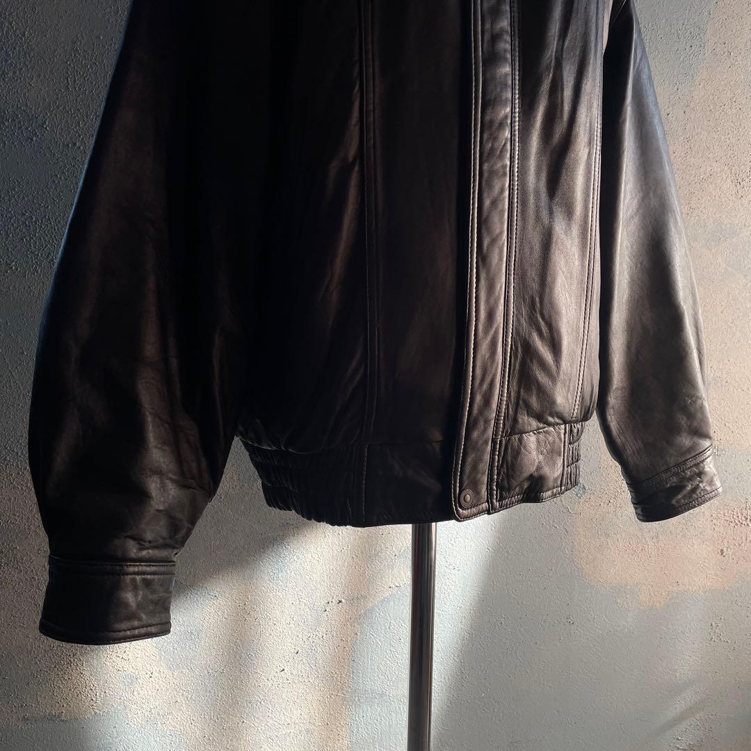 A-2“Classic“black“羊革 “短丈“bomber jacket