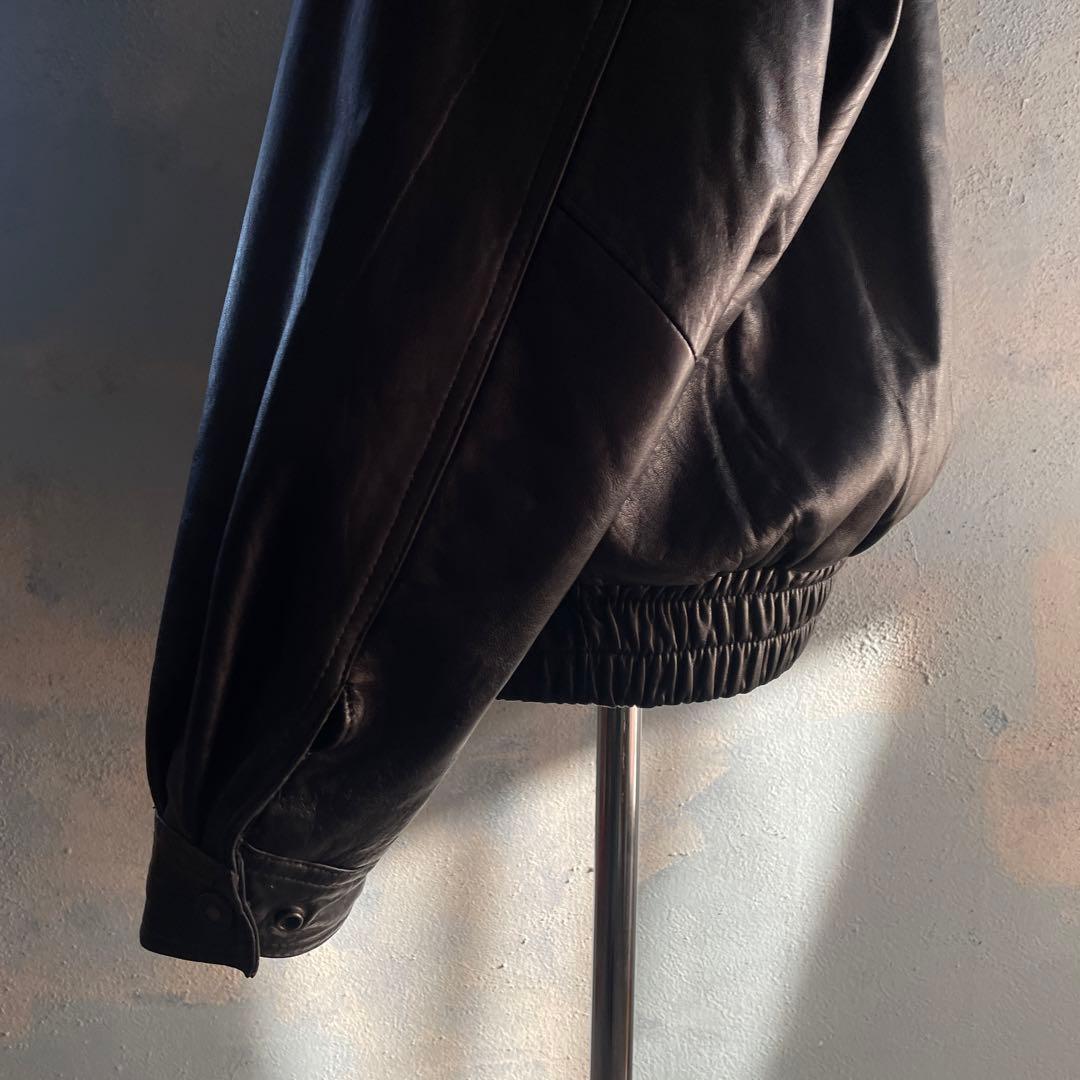 A-2“Classic“black“羊革 “短丈“bomber jacket