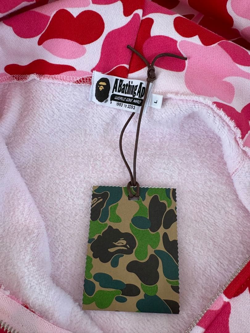 のあ子！A BATHING APE シャークパーカー