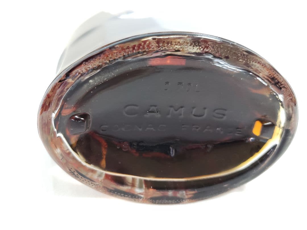 CAMUS Extra コニャック 700ml