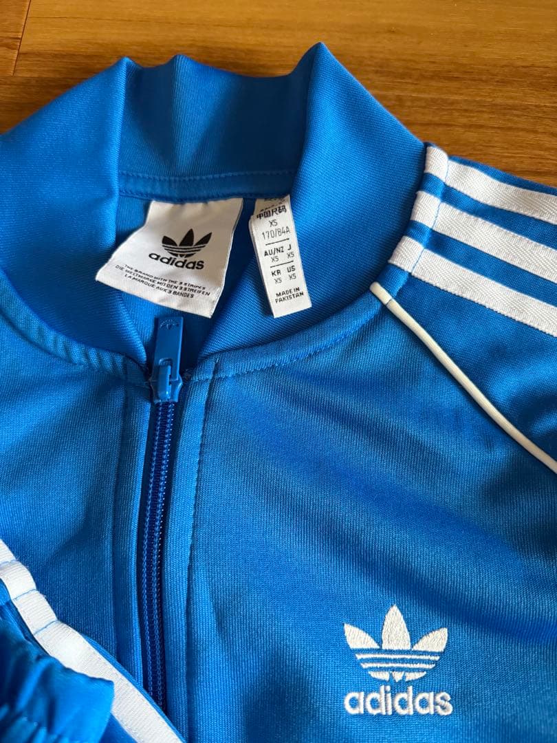 adidas 青 ジャージセットアップ