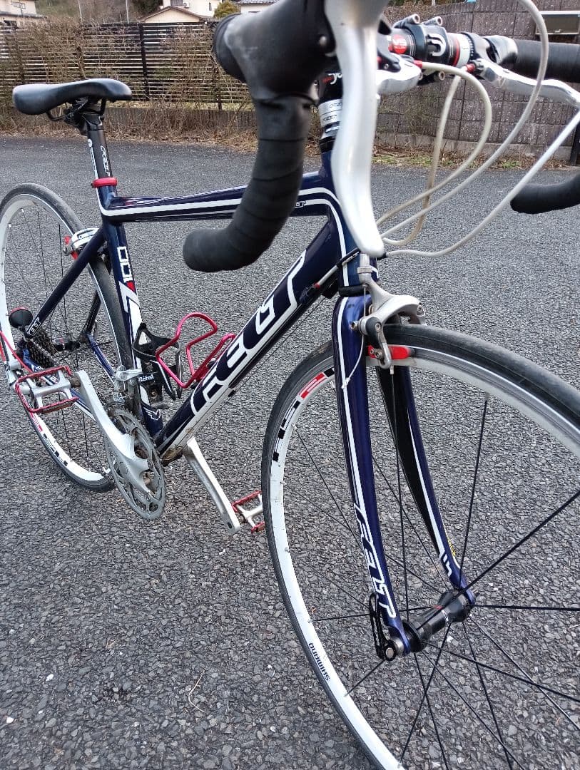 FELT ロードバイク Z100 ドロップハンドル　グリップテープ交換済