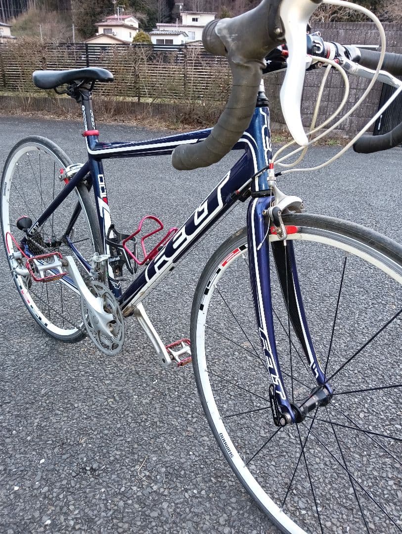 FELT ロードバイク Z100 ドロップハンドル　グリップテープ交換済