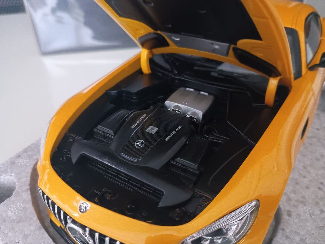 メルセデス特注 メルセデス ベンツ Mercedes AMG GT S 1/18