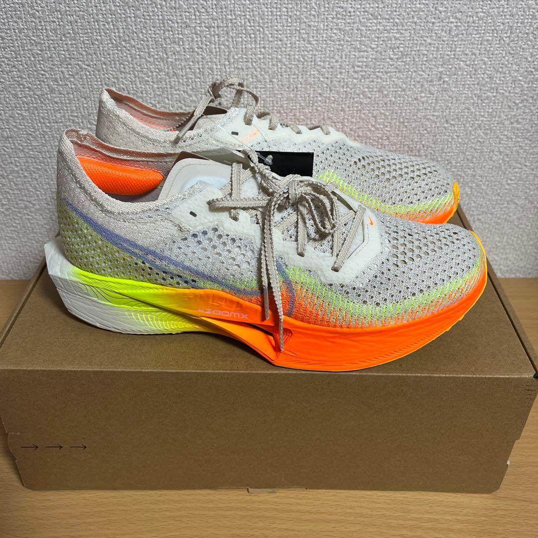 新品 ZOOMX VAPORFLY NEXT% 3 ORANGE 25.5cm